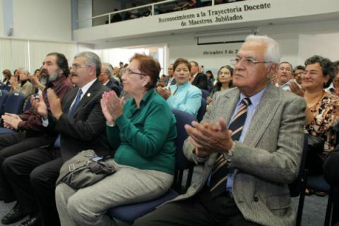 Garantiza UAQ pensión de jubilados