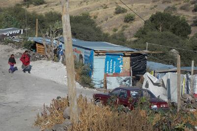 Resisten mal clima en casas hechizas