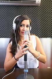  Multifacética y comprometida, así es Tania Santillán 