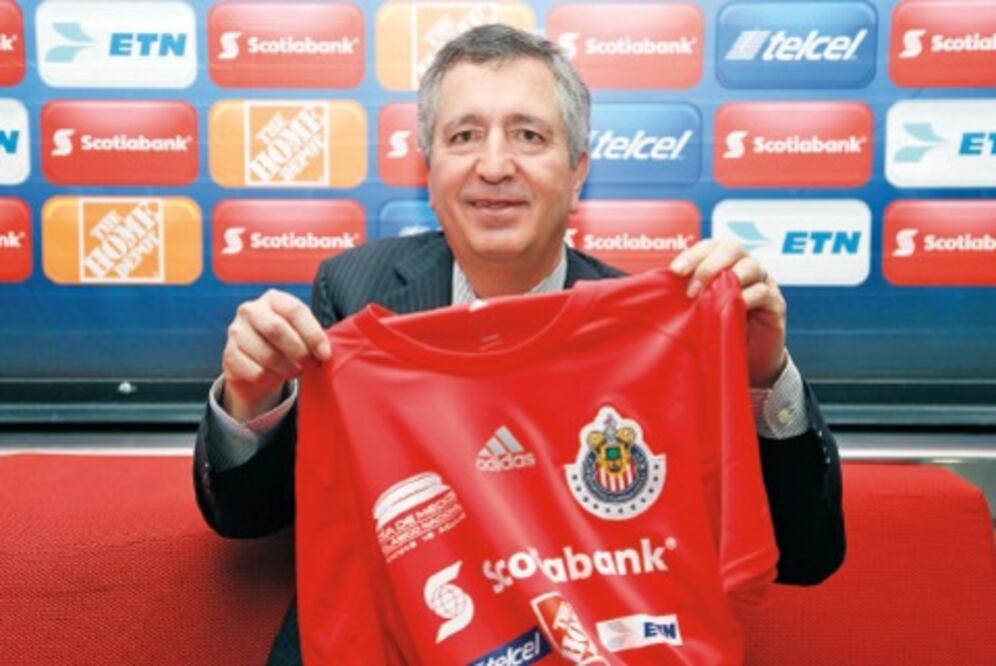 Vergara sí vendería a Chivas