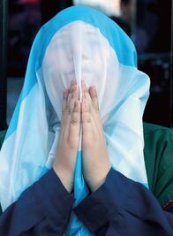 Argentinos vuelven a su realidad