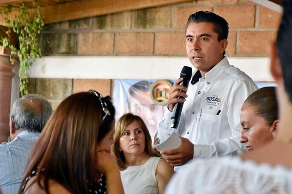 El abanderado del PAN destacó que va a impulsar el programa Vecino Vigilante para combatir la inseguridad en la demarcación. Foto: Especial