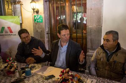 PRI estatal presenta iniciativa para beneficiar a taxistas