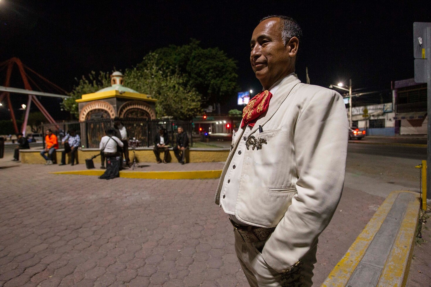 Mariachi lucha para sobrevivir, ante la pandemia