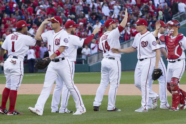 Lobatón da un jonrón crucial