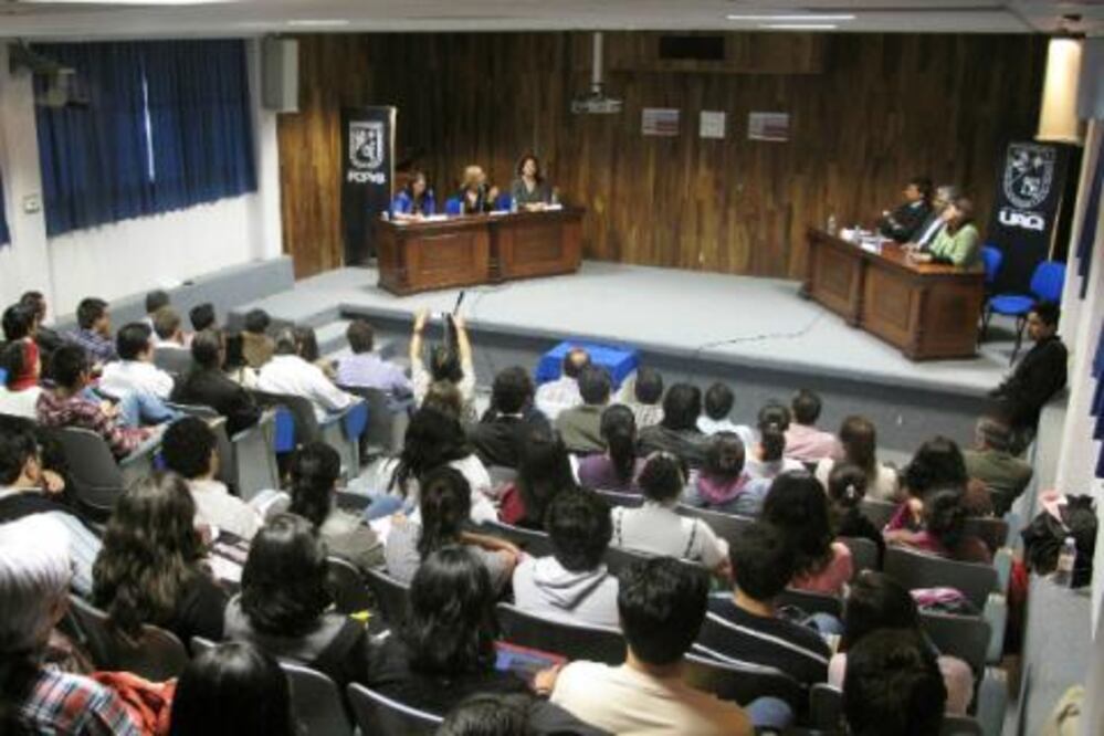 Realiza PRD concurso de debate político