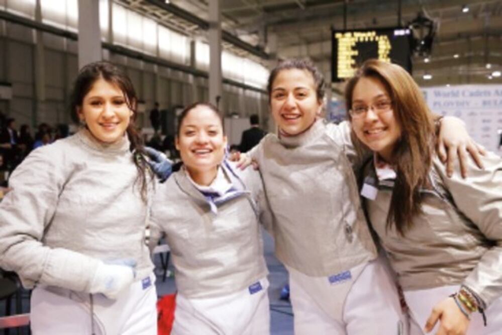 Esgrimistas queretanas viajan al Campeonato Nacional