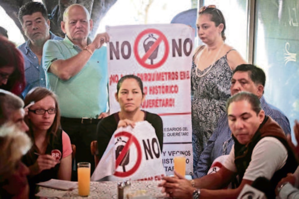 Comerciantes dicen “no” a parquímetros