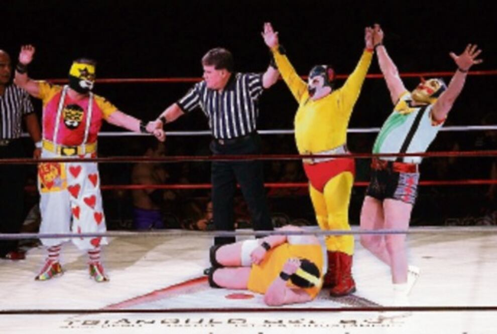 Hoy, leyendas del pancracio al ritmo de ‘La Santanera’