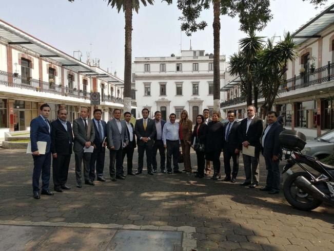 Ediles y alcaldesas se reúnen con la SHCP