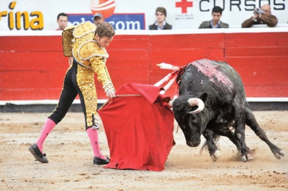 Triunfan Silveti y “El Payo”