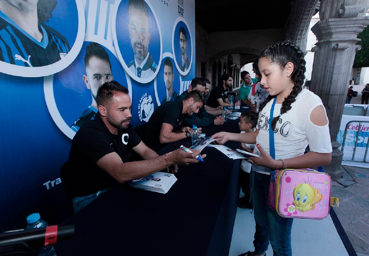Los Gallos se unen a Cobijemos Querétaro