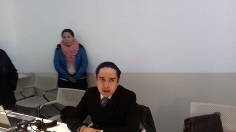 Ordena juez detener el proceso de elección del titular de DDH