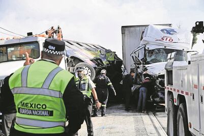 Empresas deben responsabilizarse por accidentes en la carretera 57