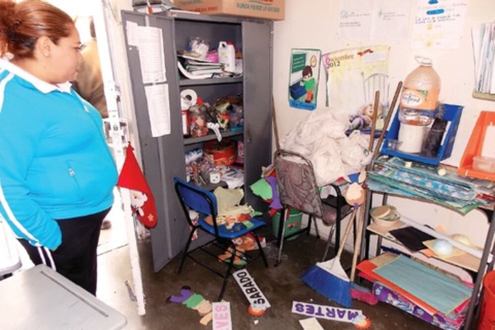 Reportan robo en 10 escuelas tras vacaciones