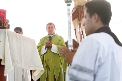 Obispo Armendáriz llama a ser solidarios en tiempos difíciles 