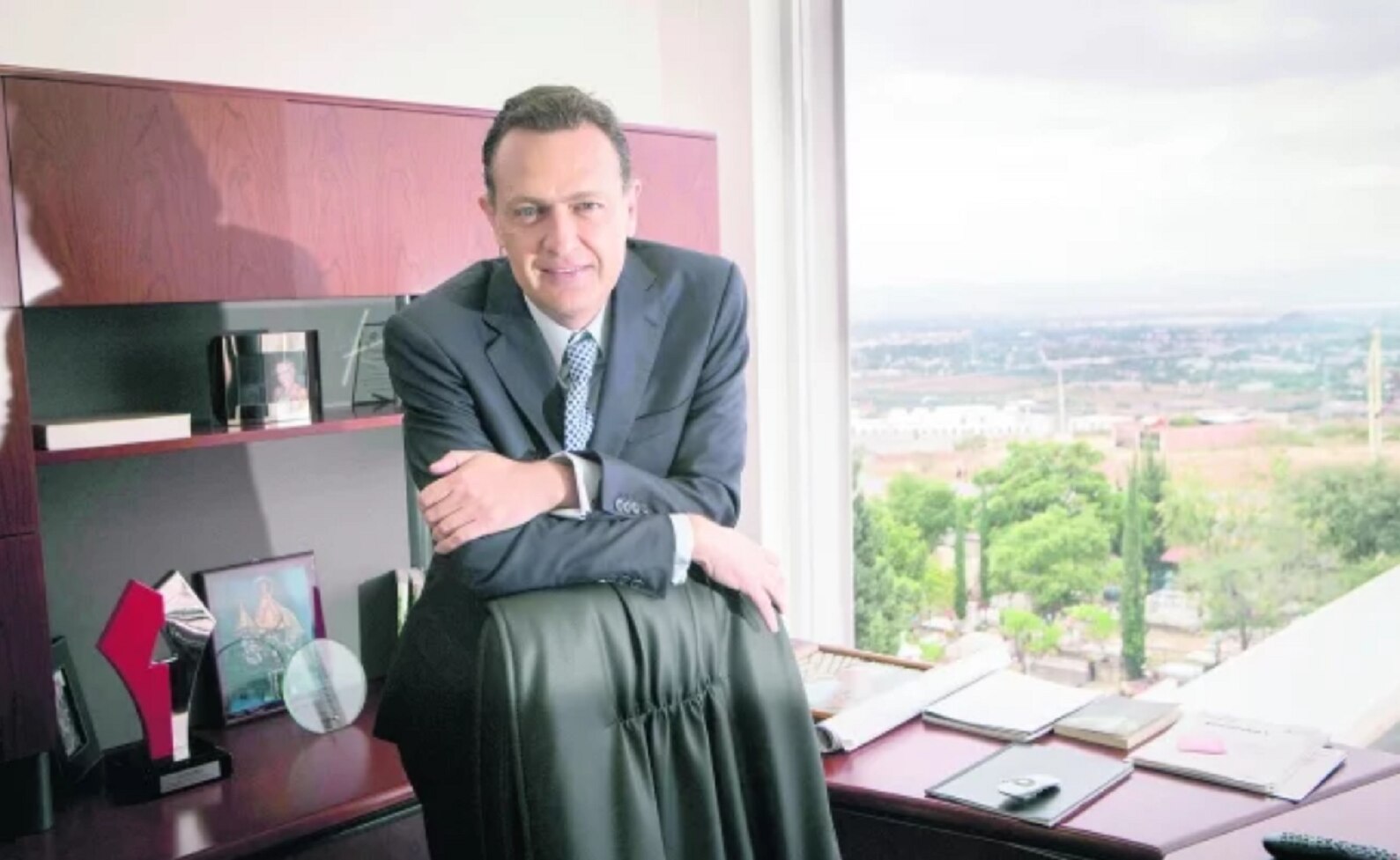 Hubiera sido "elegante" que Barbosa no contendiera en Puebla: Mauricio Kuri