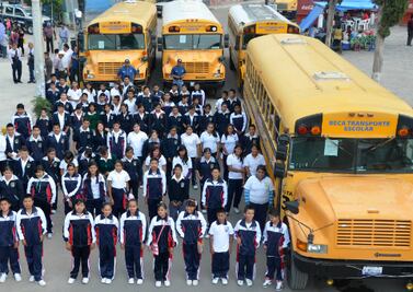 Enrique Vega inicia programa 