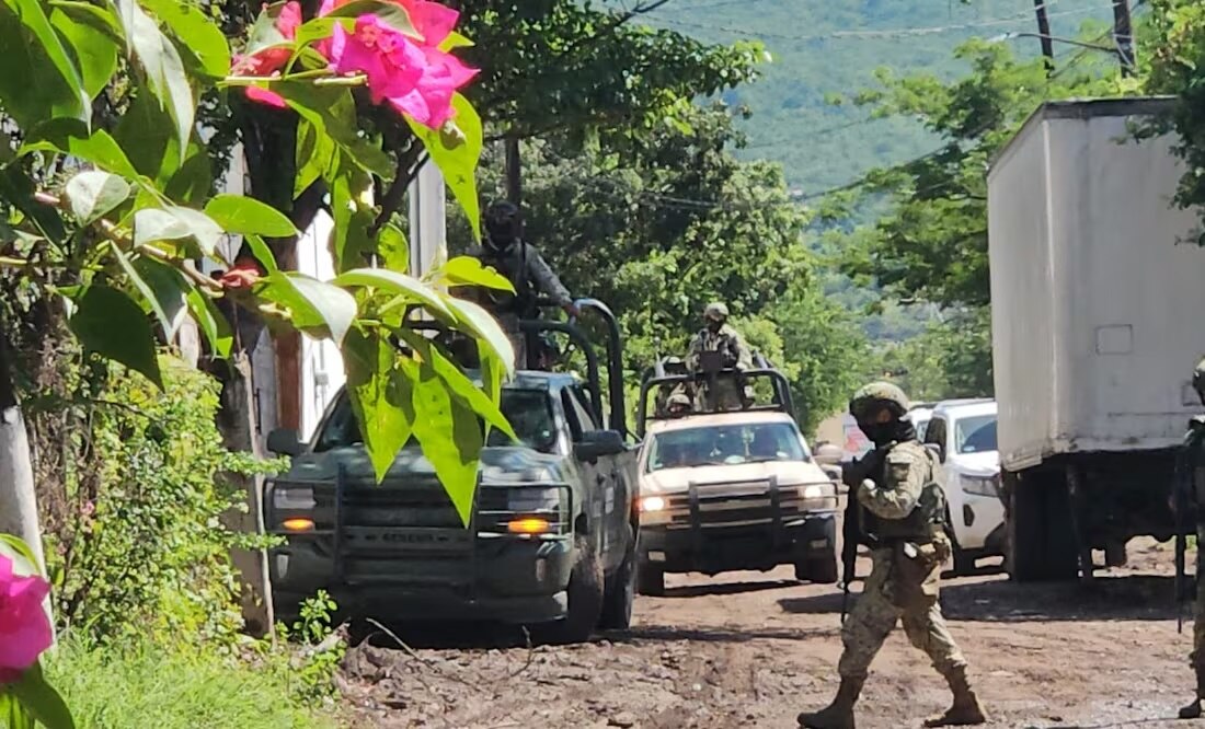 ¡Si mueren ellos, también ustedes! Hombres armados amenazan a médicos de Mazatlán; exigen que atiendan a sus heridos
