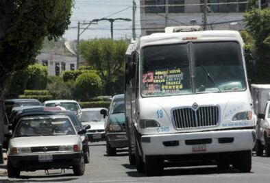 Continúan asaltos en la ruta 7: choferes