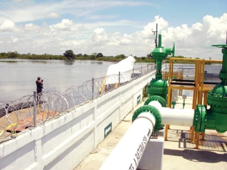 Robo de ductos, el azote de Pemex