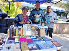 El Desvelo, Café y Libros acerca la literatura local a estudiantes de la UAQ