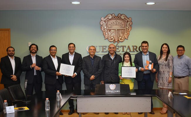 Querétaro recibe premio Digital 2017