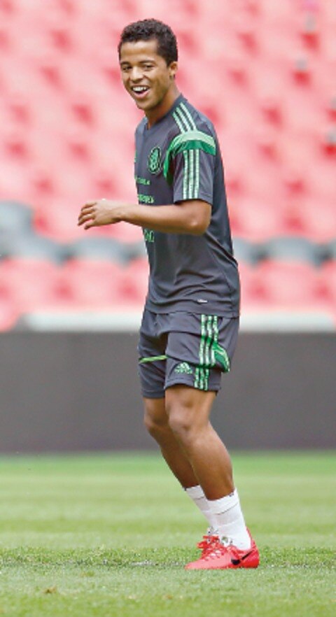 Giovani se dice en forma y en ritmo; falta convencer del todo a Herrera 