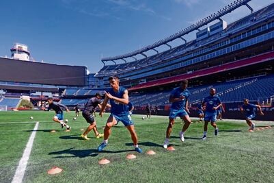 Gallos busca hoy avanzar a cuartos