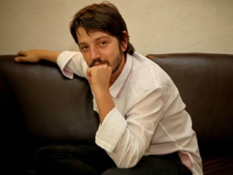 Diego Luna vuelve con un monólogo