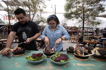 “Reducir jornada laboral pegaría a los restaurantes”