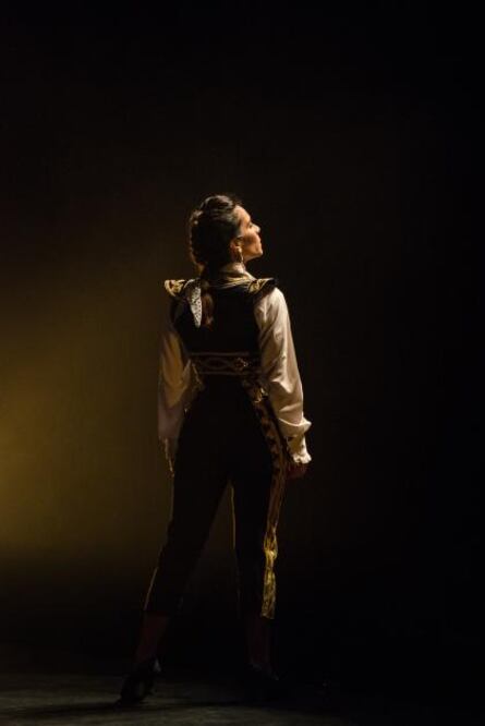 Originaria de Las Palmas de Gran Canaria, España, Juncal ha participado en diferentes espectáculos.