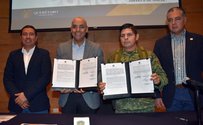 El gobierno capitalino firmó un convenio de colaboración con la Secretaría de la Defensa Nacional (Sedena) para realizar la campaña; se invertirán 1 millón 800 mil pesos para la adquisición de los artículos de canje (EPECIAL)