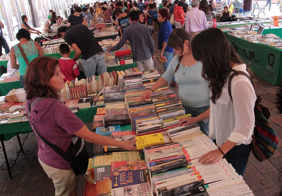 Denuncia amenazas asociación de libreros