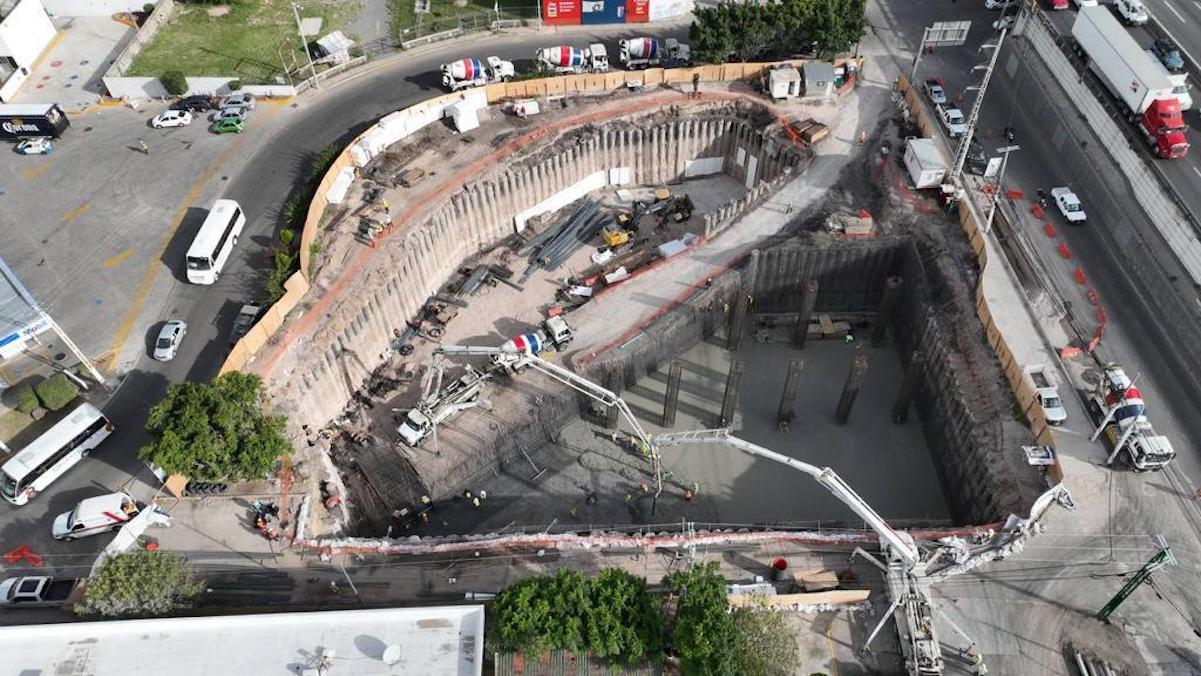 Negocios perderán ventas por obras en avenida 5 de Febrero