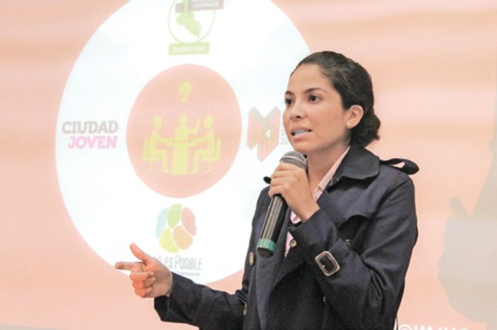 Reconocen apoyo a los jóvenes