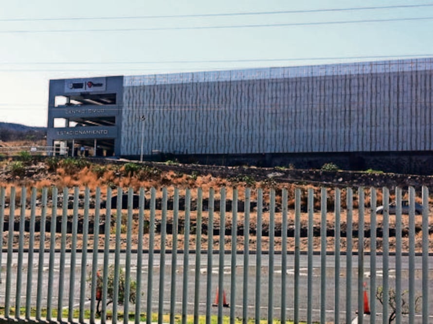 Define ESFE “inadecuadas” obras 