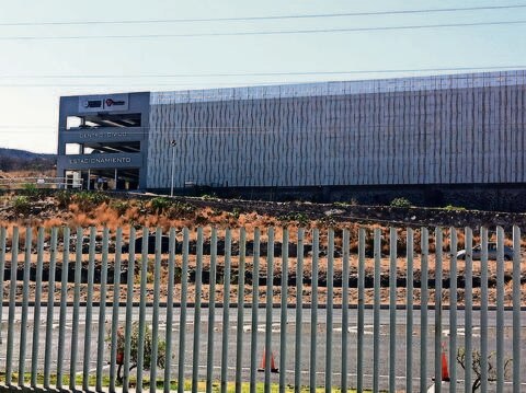 Define ESFE “inadecuadas” obras