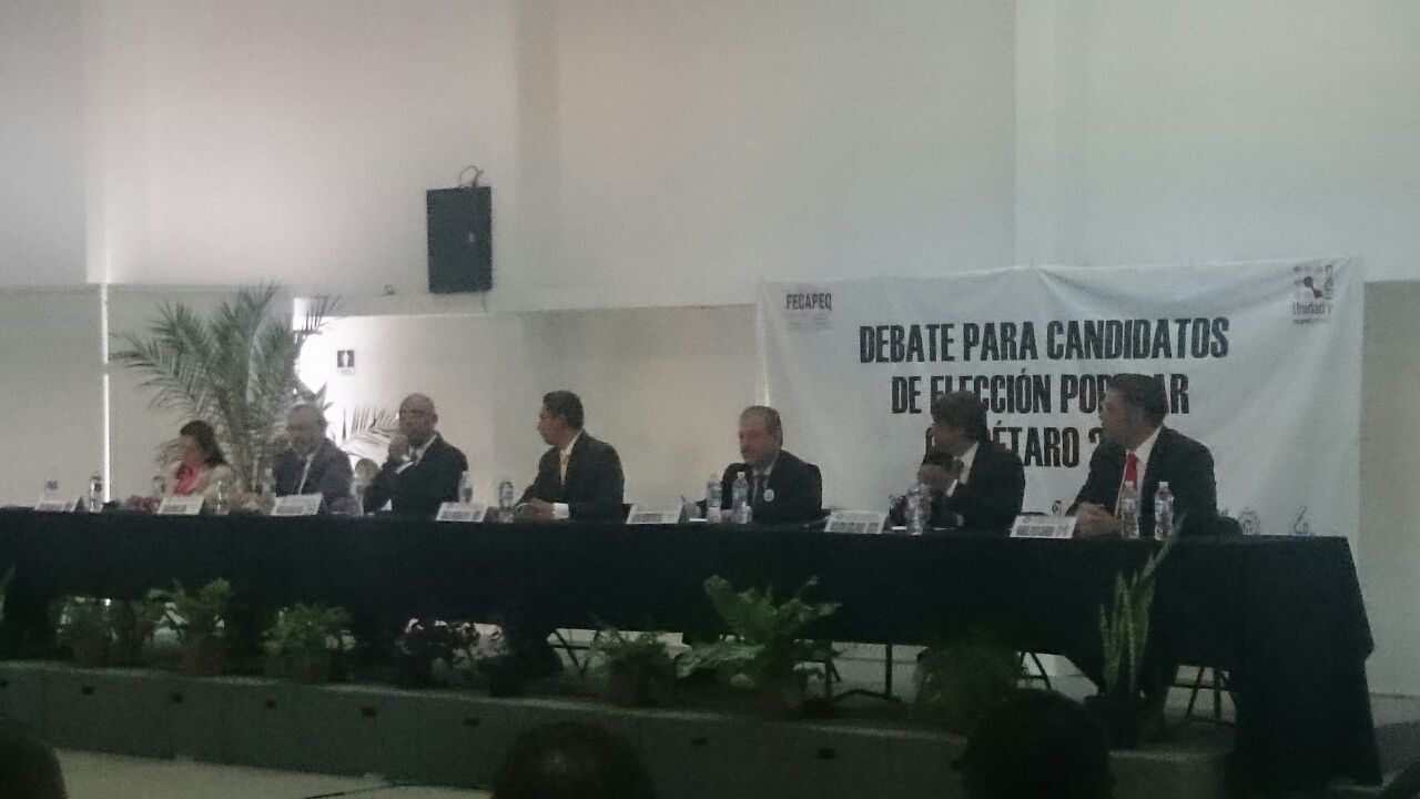 Debaten candidatos a alcaldía capitalina