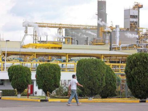 Urge pago de predial de industriales