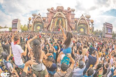 Mezclan amor, beats y Yalitzas