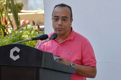 Necesario estacionamiento en el Mercado de El Pueblito