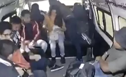 Pasajeros "corretearon" a ladrones en pleno asalto a combi en Cuautitlán Izcalli