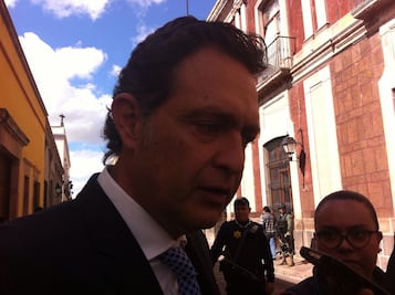 Se reunirá Kuri con José Calzada 