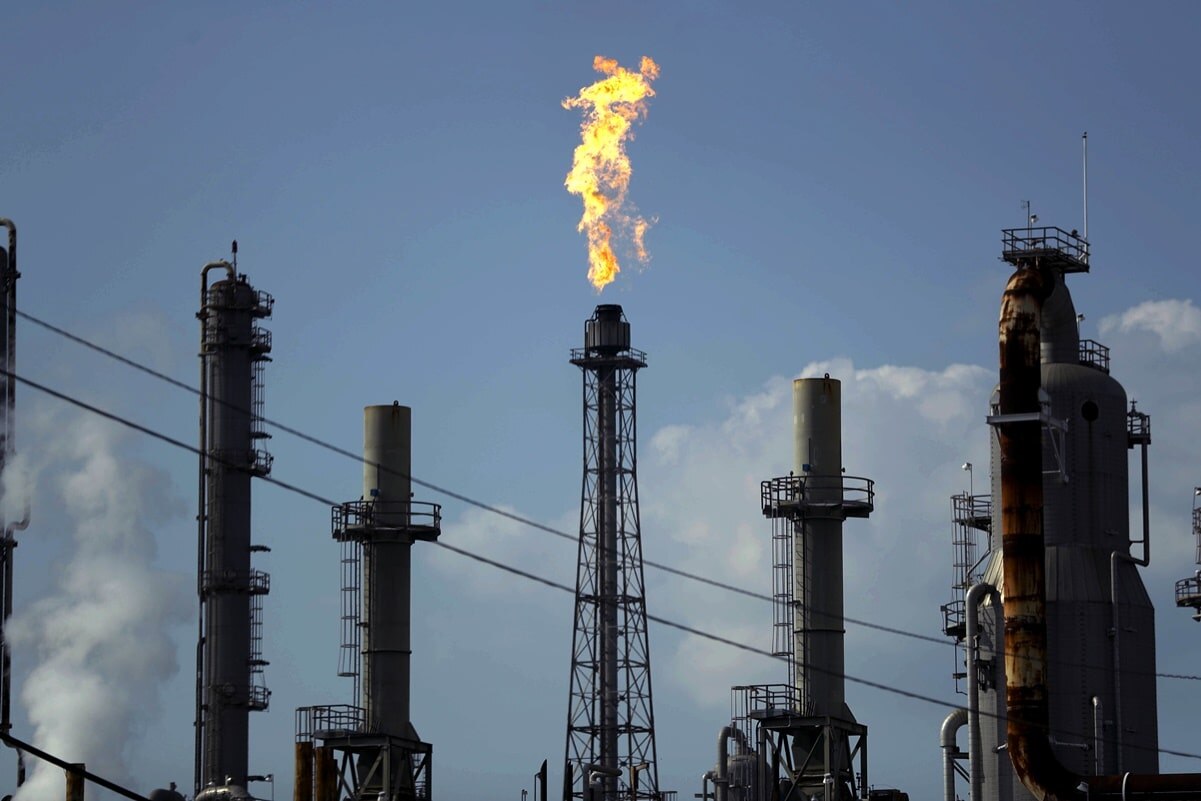 México despilfarró mil 500 mdd en refinería Deer Park; un mal negocio por donde se vea: PAN