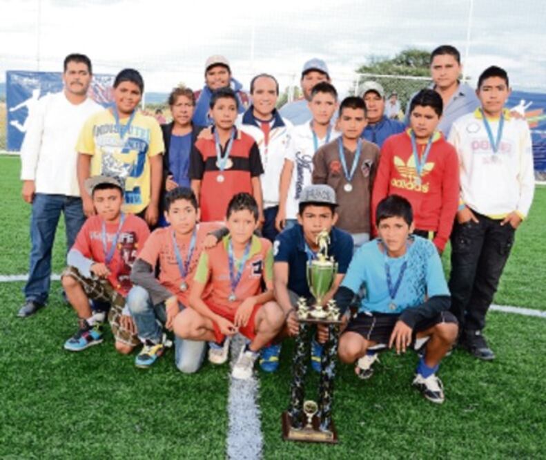 En marcha el torneo de fut 7, en El Marqués