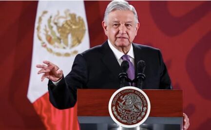 “Le muerden la mano a quien les quitó el bozal”, dice AMLO a medios