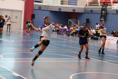 Emocionantes partidos de handball en ON