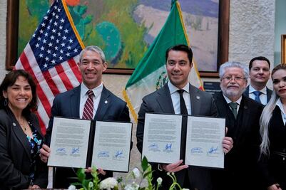 Querétaro y San Antonio, Texas, firman hermanamiento para fortalecer la inversión