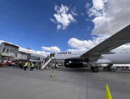 Crece llegada de turistas internacionales al AIQ